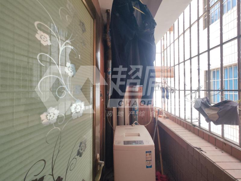 美景大厦二手房阳台