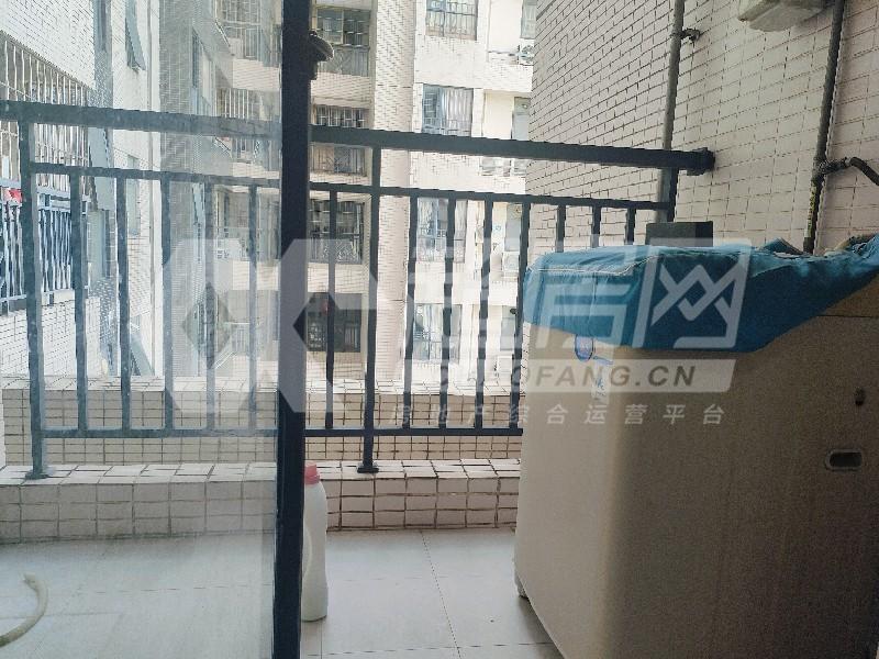 唯美嘉园二手房阳台