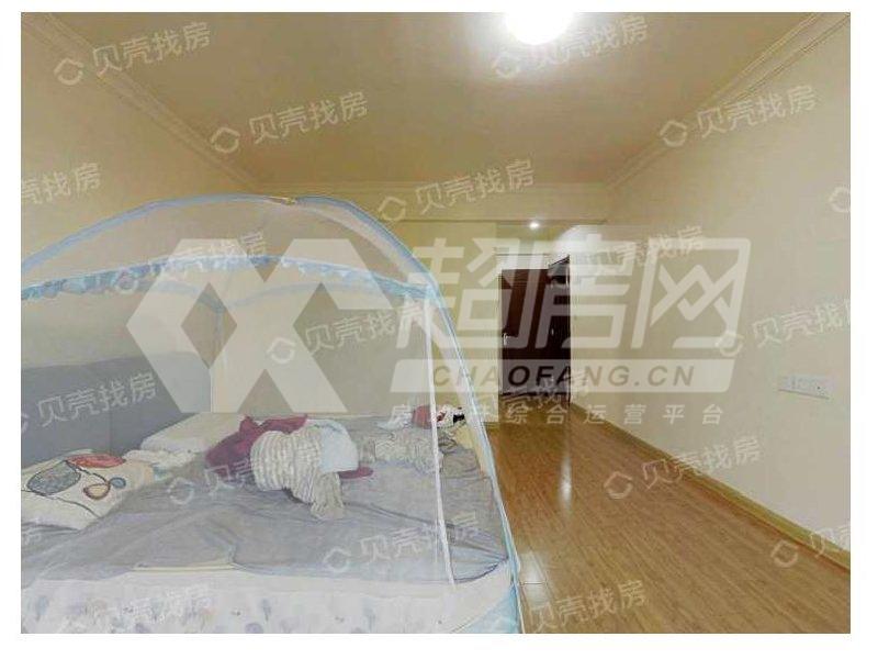 容桂碧桂园二手房卧室