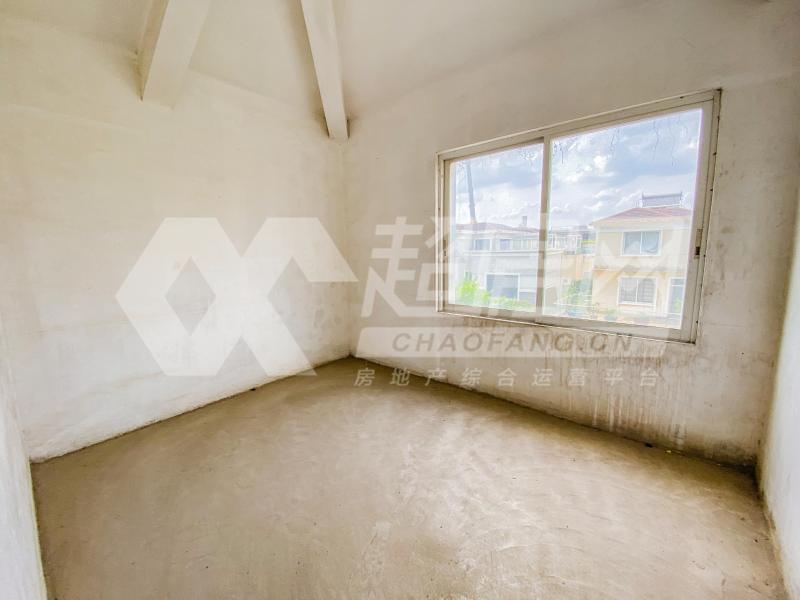 东逸湾（别墅）二手房卧室