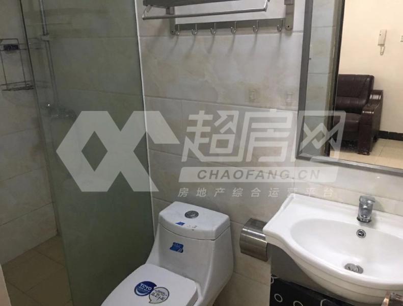 聚丰国际二手房厨房及卫生间