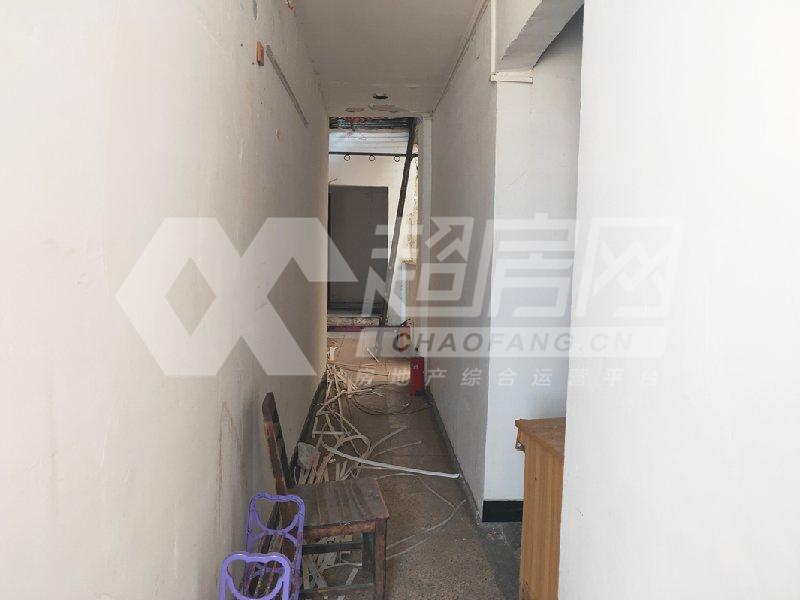 中区居委会二手房阳台