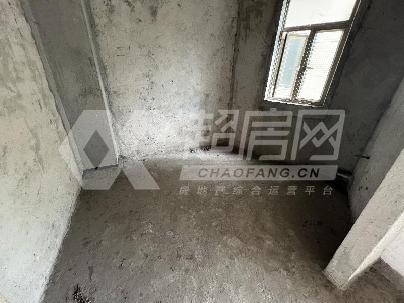 御翠豪苑二手房厨房及卫生间