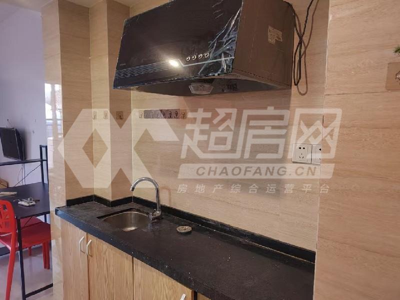 柏涛湾出租房厨房及卫生间