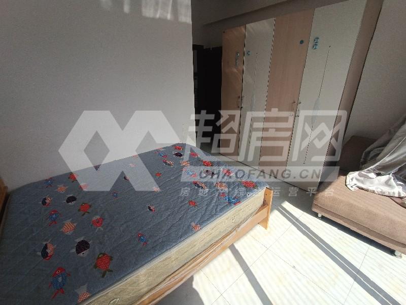 嘉兆台二手房卧室