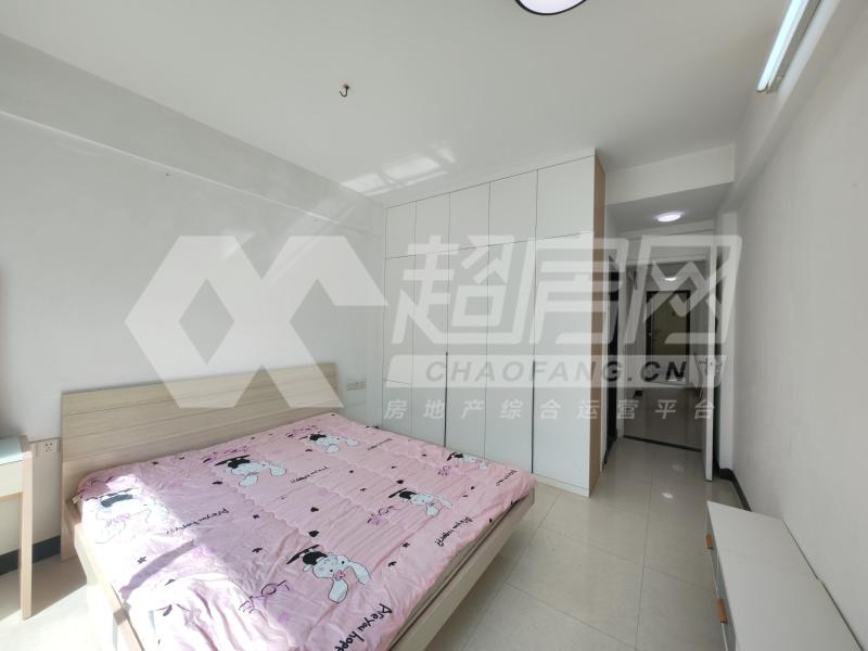 康城尚域二手房卧室