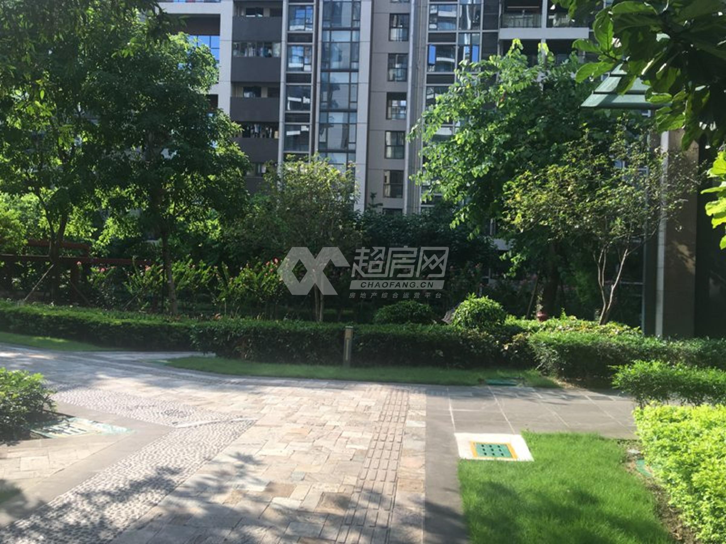 嘉信帝苑二手房