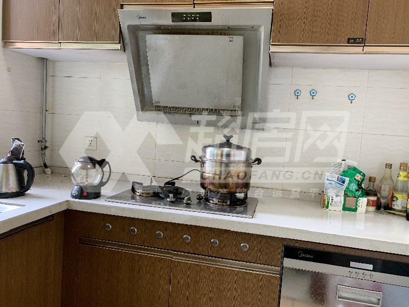 瀚苑二手房厨房及卫生间