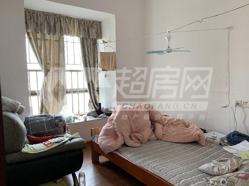 瀚苑二手房卧室
