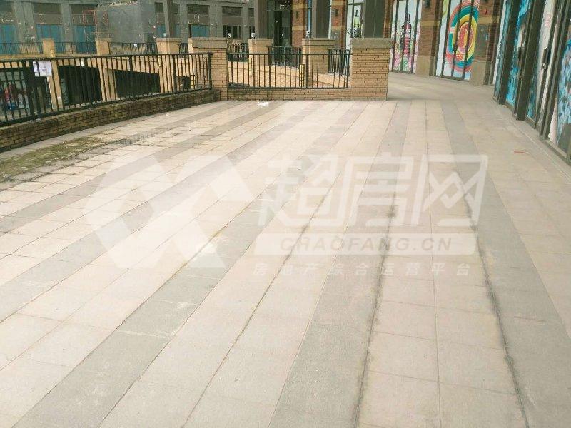 绿地尚品花园二手房卧室