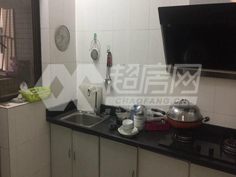 泰景轩二手房厨房及卫生间