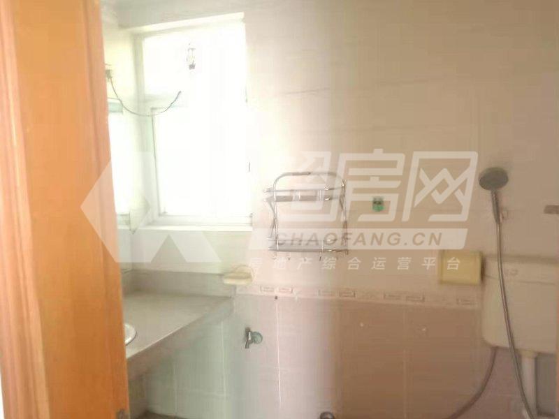 均安碧桂园二手房厨房及卫生间
