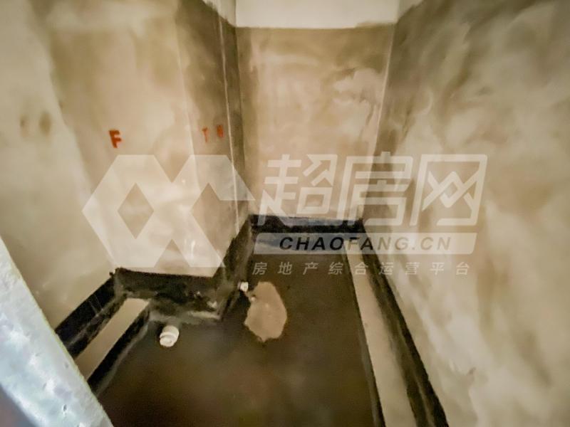 敏捷畔海御峰（A区）二手房厨房及卫生间