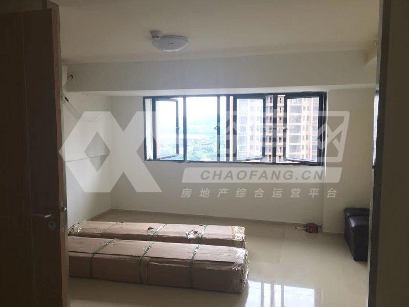 绿地中心（商住楼）二手房卧室