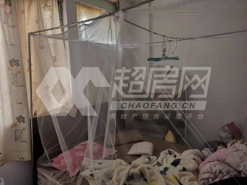 康富花园二手房书房