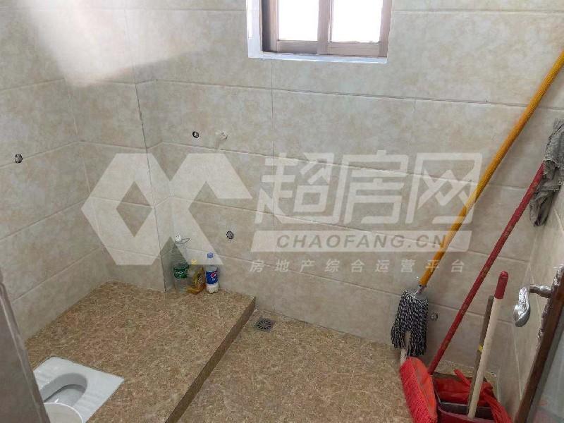 银辉楼（勒流）二手房厨房及卫生间
