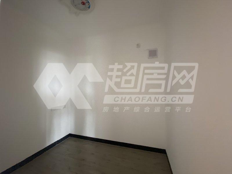 龙江中心二手房卧室