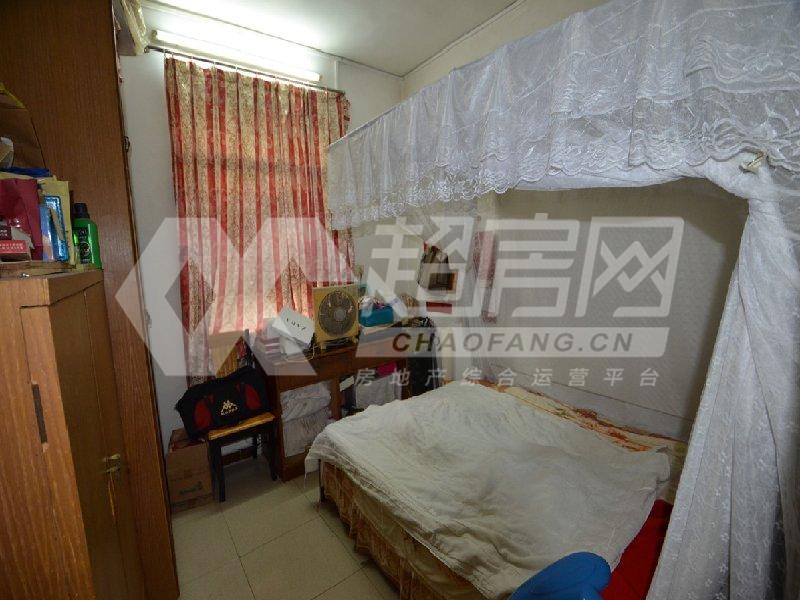 锦绣一村二手房卧室