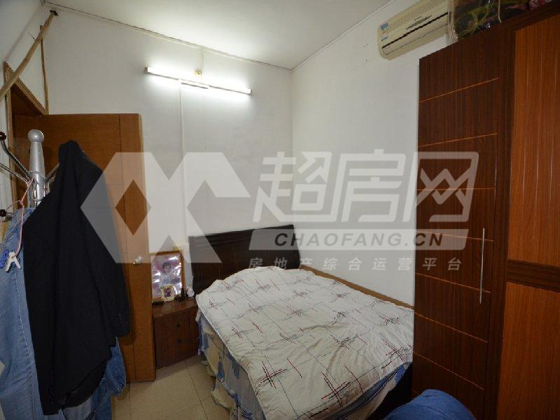 锦绣一村二手房卧室