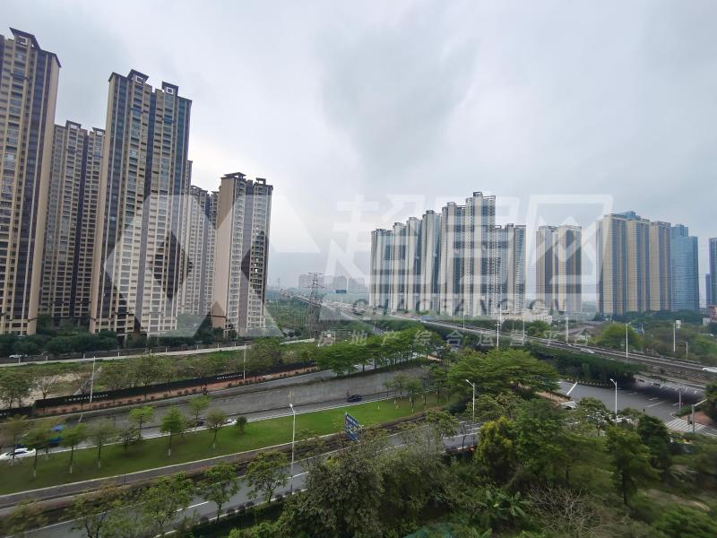 保利悦公馆二手房阳台