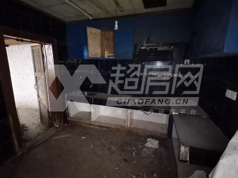 常教居委会二手房厨房及卫生间