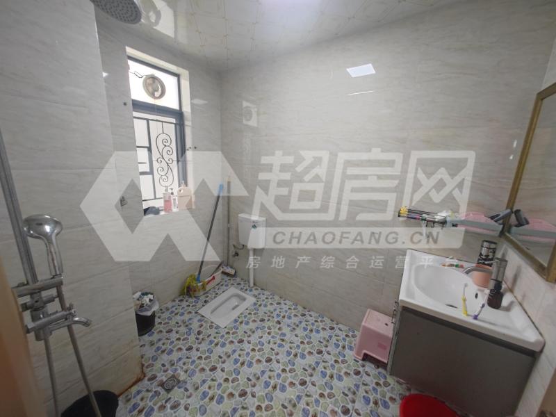 嘉兆台二手房厨房及卫生间