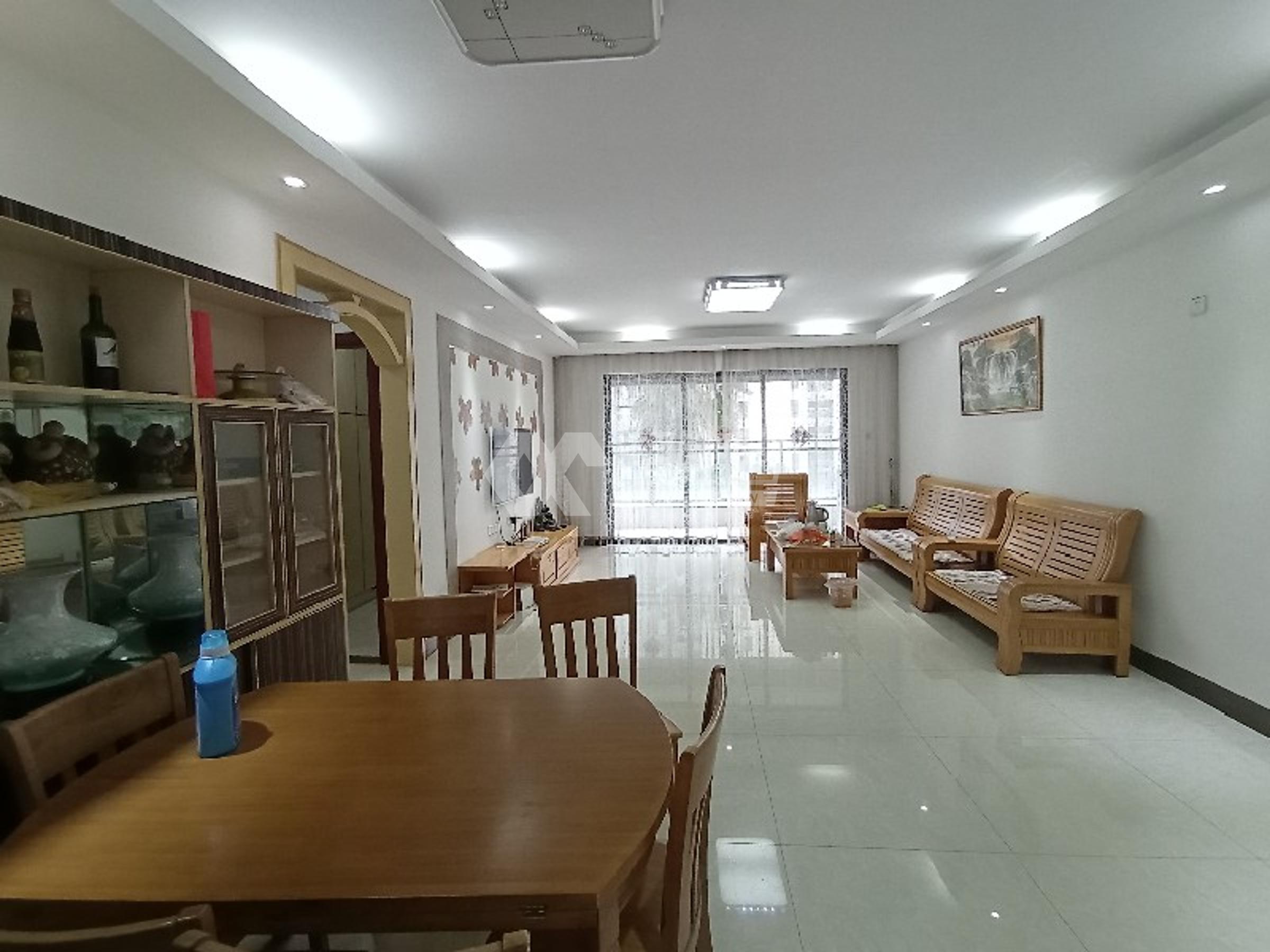 万科缤纷四季南区二手房