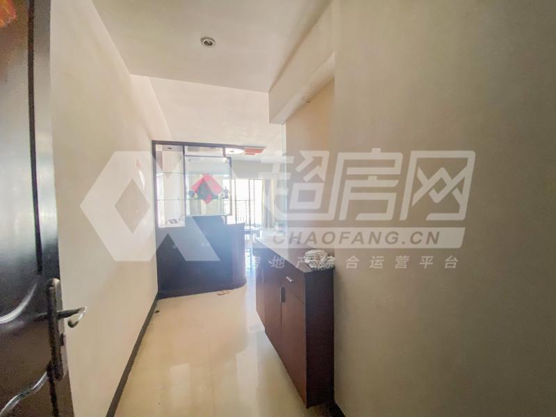 宝翠花园二手房客厅