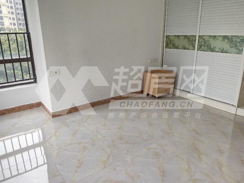 绿地尚品花园二手房卧室