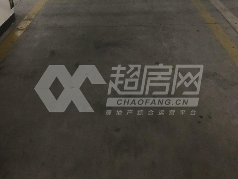 万科沁园出租房厨房及卫生间