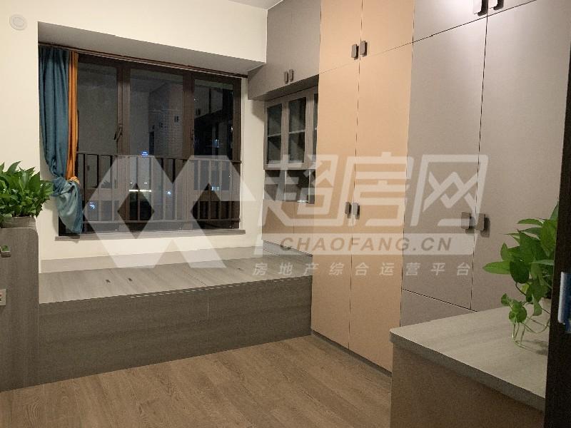 保利悦公馆二手房卧室