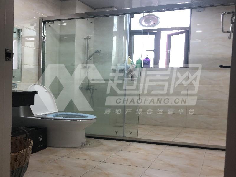 星豪湾二手房厨房及卫生间