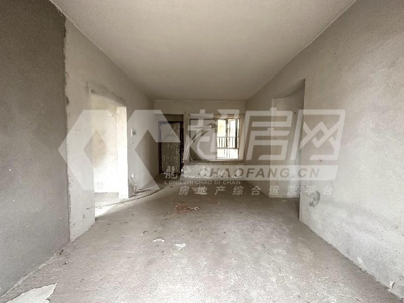 峰汇豪庭二手房客厅