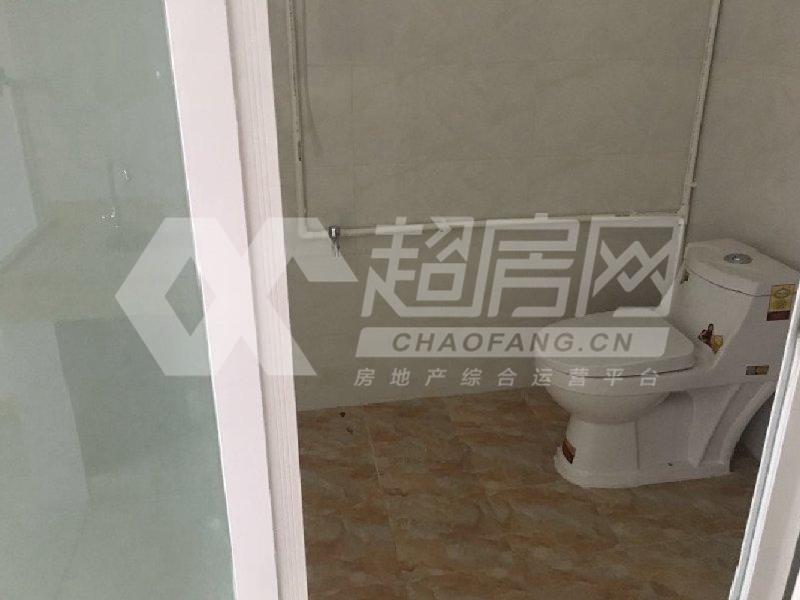金马楼出租房厨房及卫生间