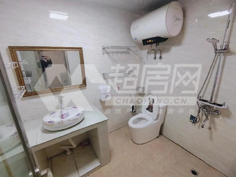 勒水名筑二手房厨房及卫生间