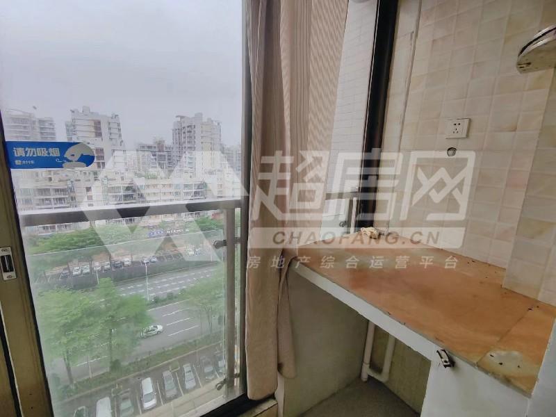 勒水名筑二手房阳台
