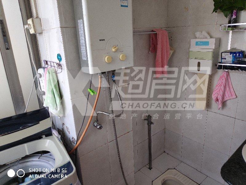 大良顺华楼二手房厨房及卫生间