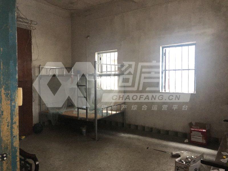 南江居委会二手房卧室