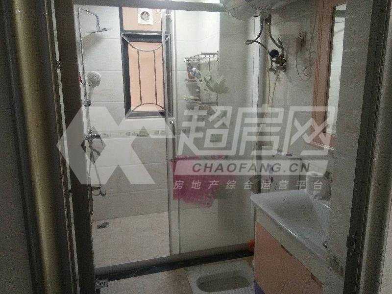 金域天下出租房厨房及卫生间