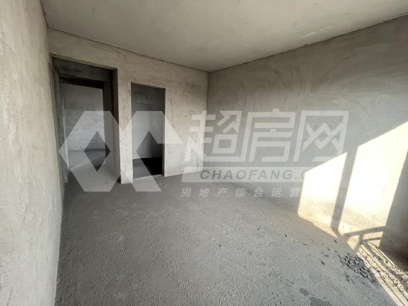 海骏达上苑二手房卧室