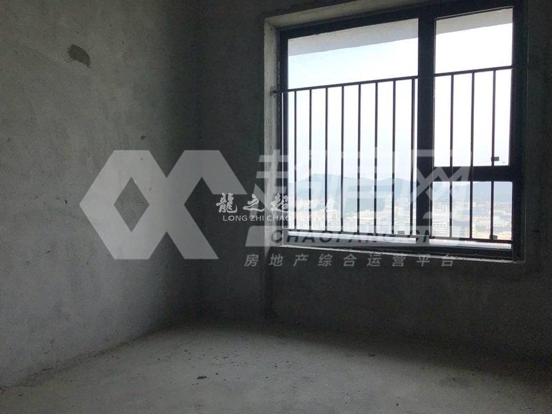 凯蓝滨江二手房厨房及卫生间
