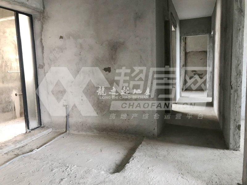 凯蓝滨江二手房客厅