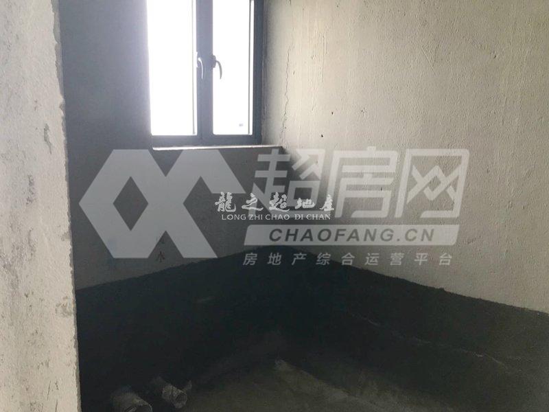 凯蓝滨江二手房卧室