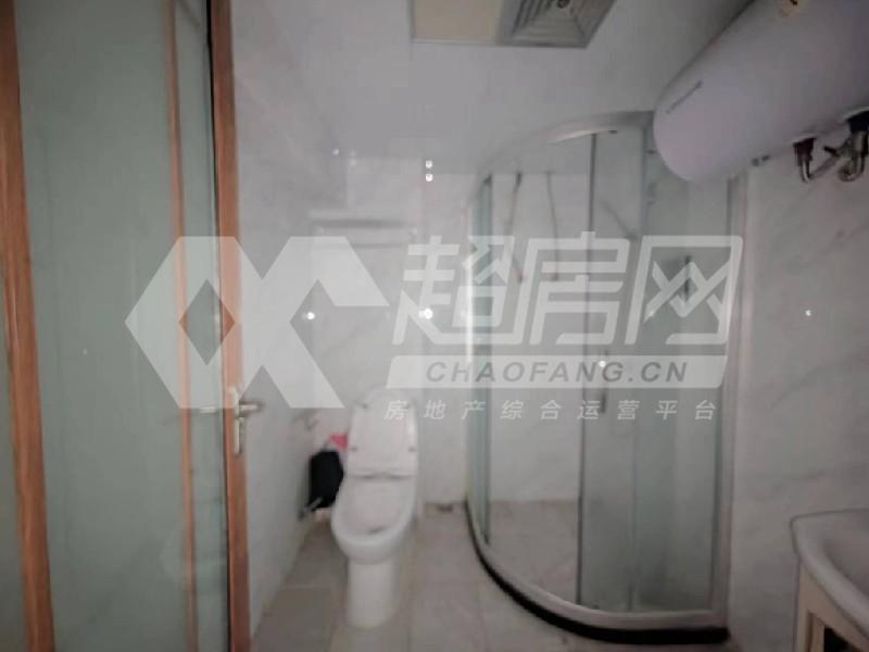 乐汇公馆出租房厨房及卫生间