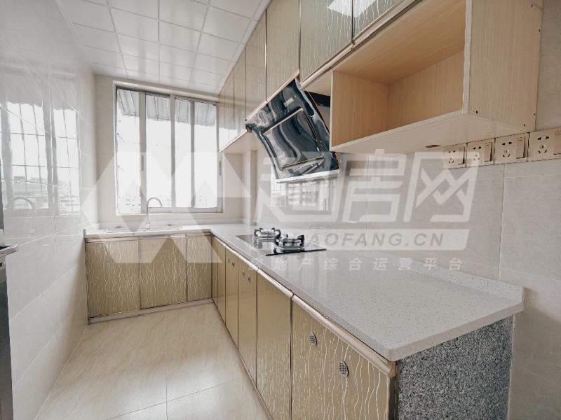 北区连云路二手房厨房及卫生间