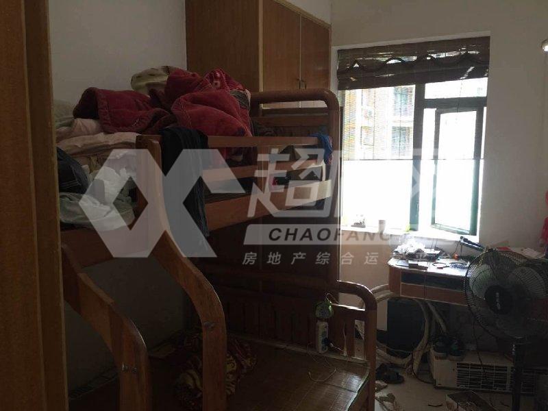 丽星名园二手房卧室