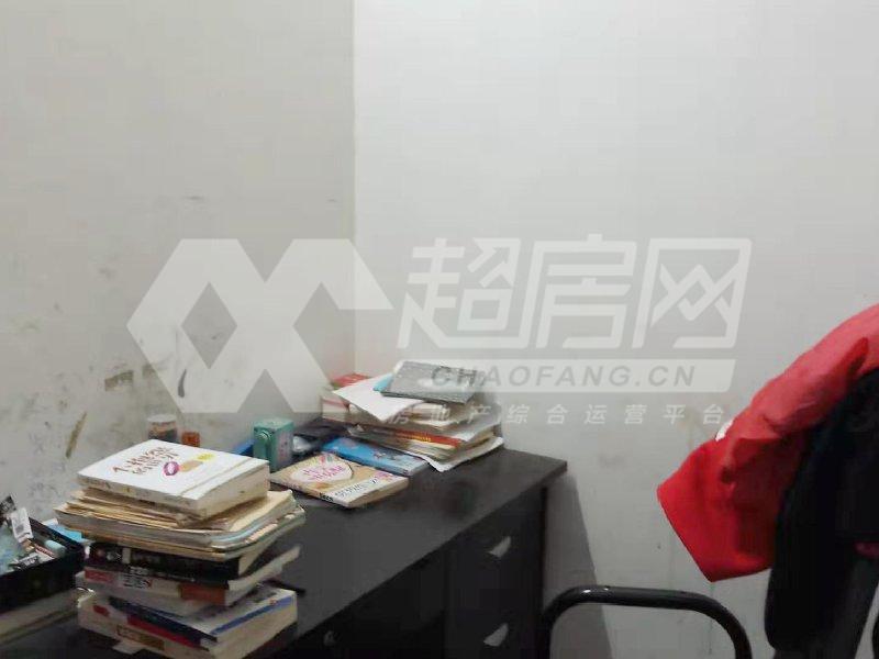 勒流居委会二手房卧室