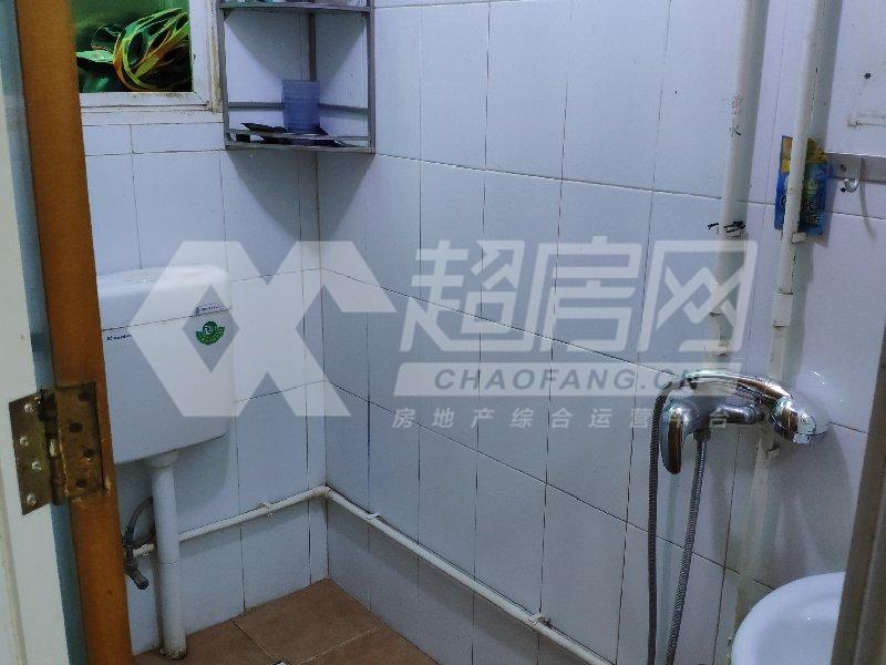 均安碧桂园二手房厨房及卫生间