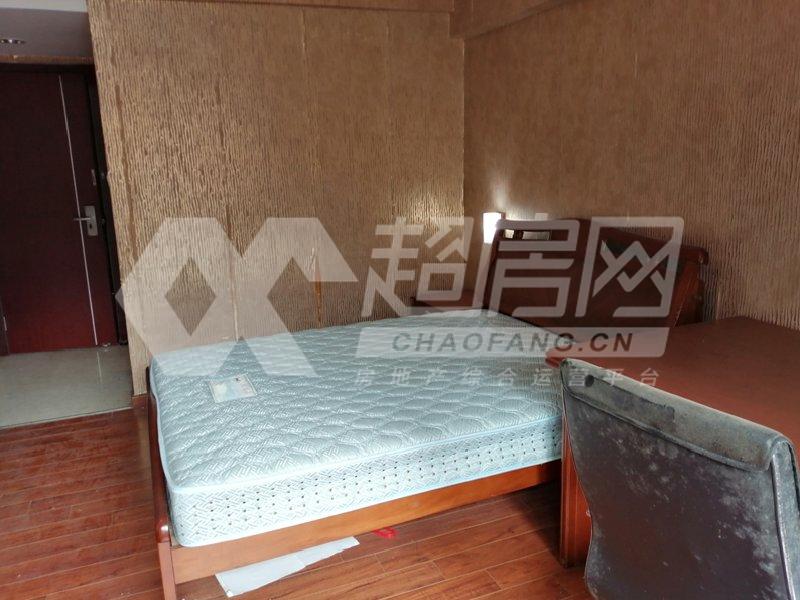格林公寓二手房书房