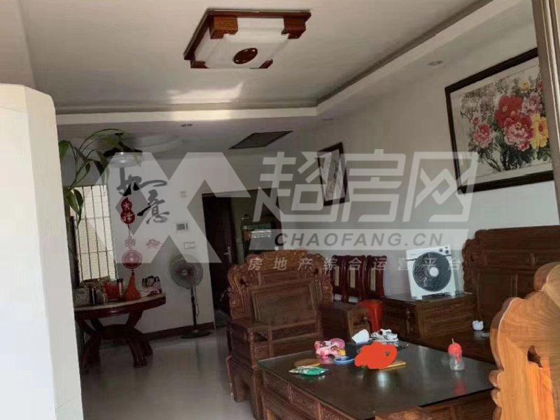 景翠名都二手房客厅